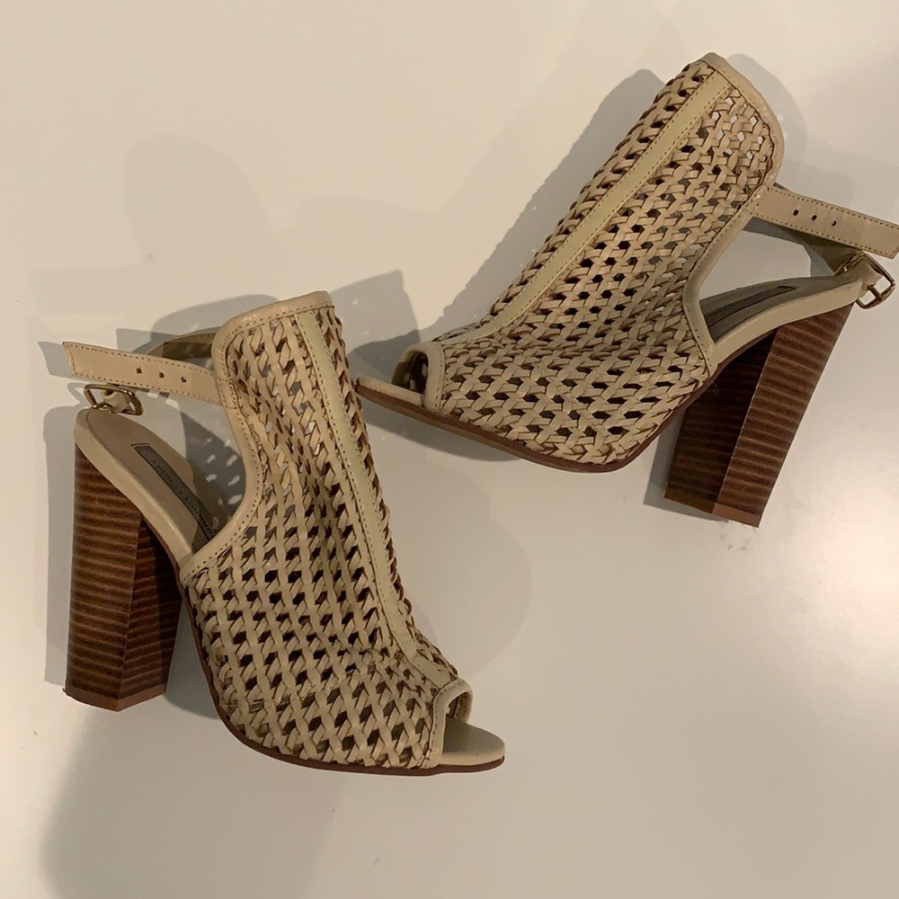 Kristen Cavallari Chinese Laundry Heel